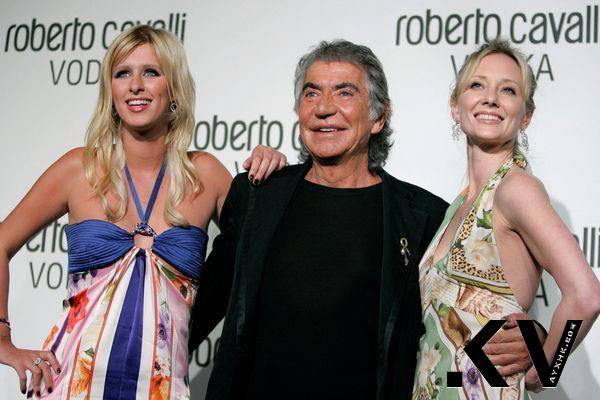 义大利服装设计师Roberto Cavalli辞世享寿83岁　曾为兔女郎设计制服 时尚穿搭 图1张